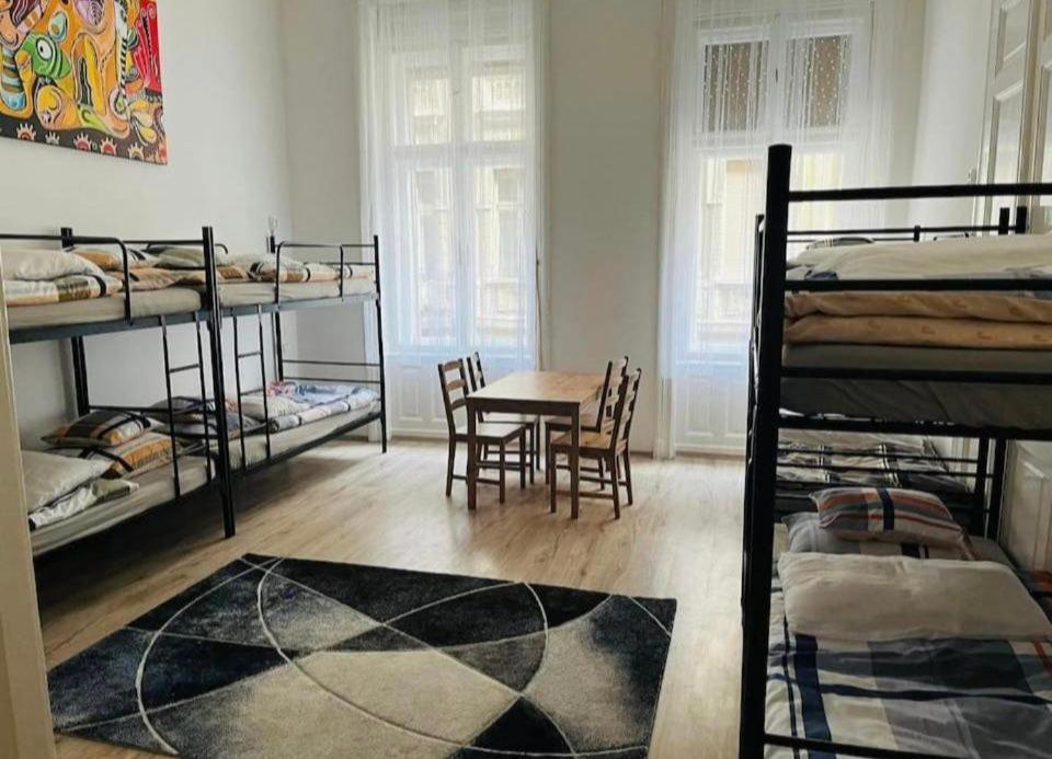 Ejjeli Majom Hostel بودابست المظهر الخارجي الصورة